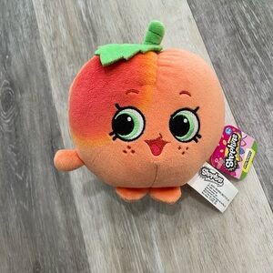Shopkins April Apricot Plush Stuffed Toy NEW